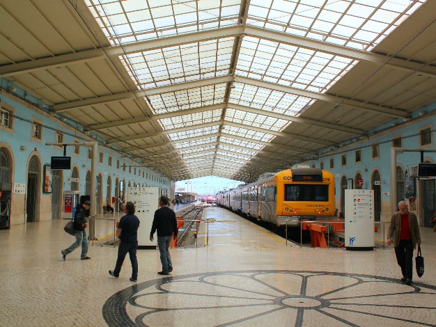 Bahnhof Santa Apolonia Railway
